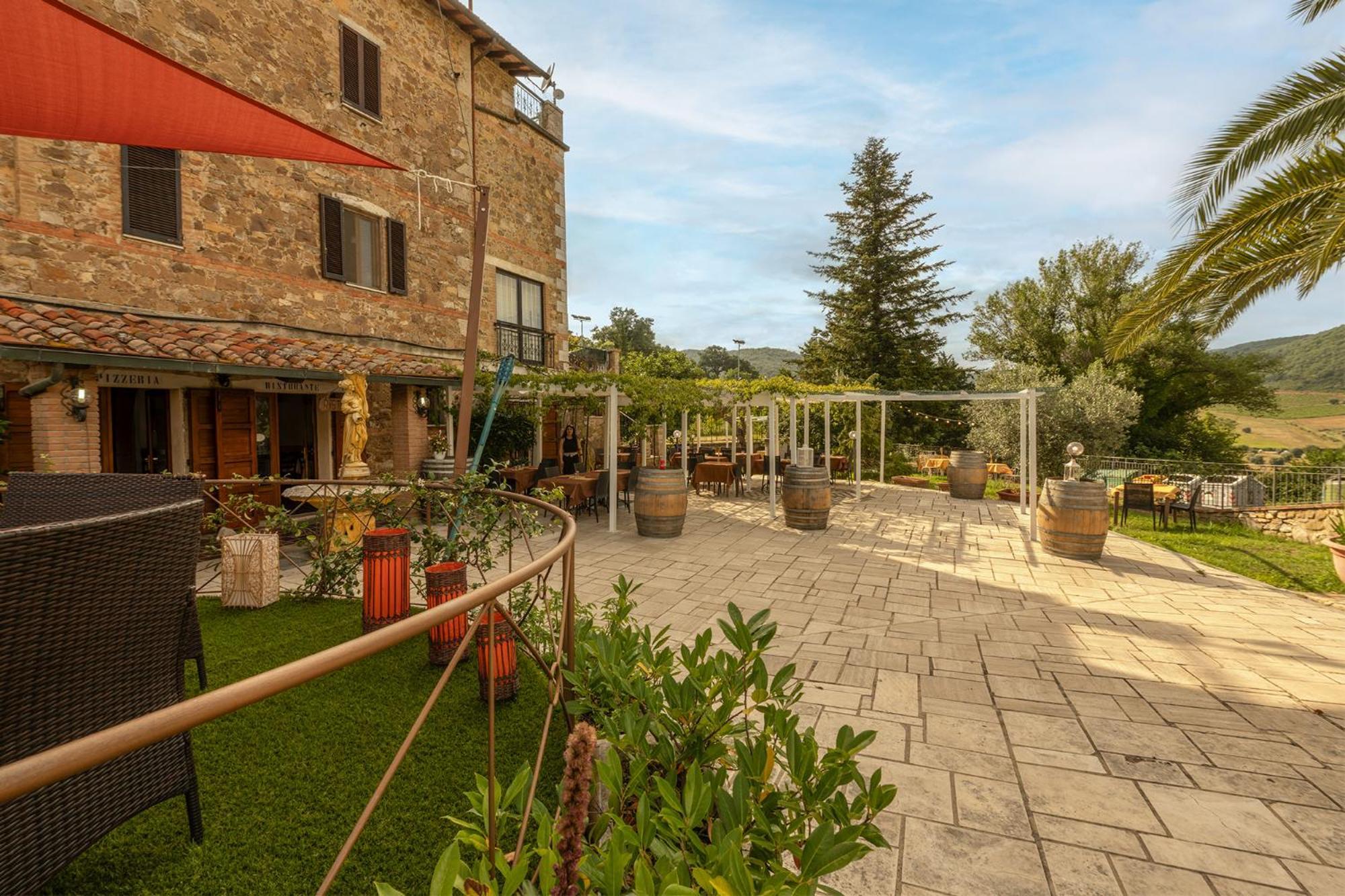 B&B Locanda Sant'Antimo Montalcino Exterior photo